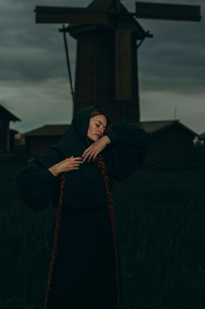 Жница перед грозой