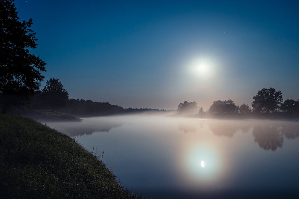 Пейзаж в свете луны