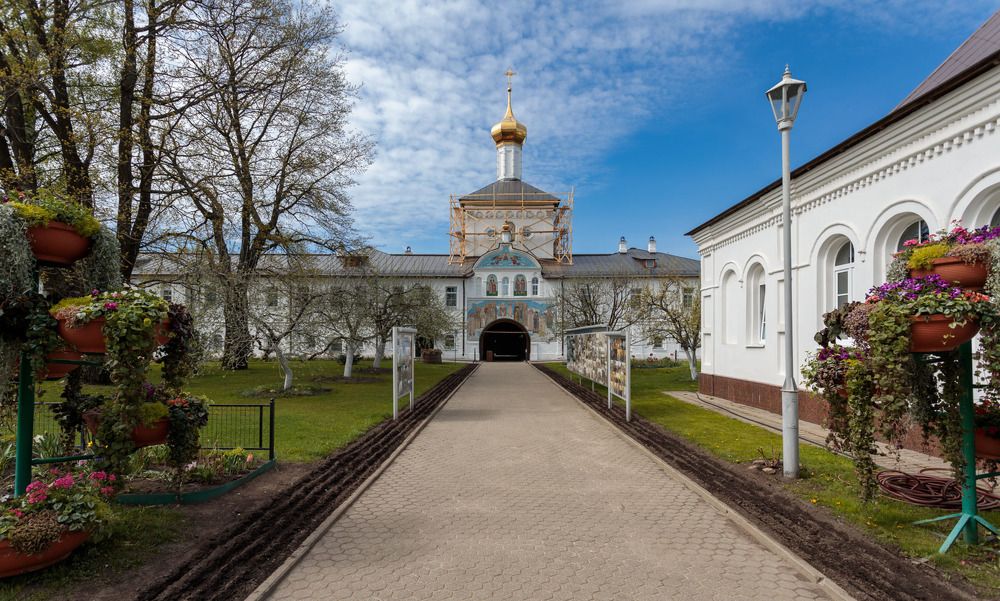 Свято-Введенский Толгский женский монастырь