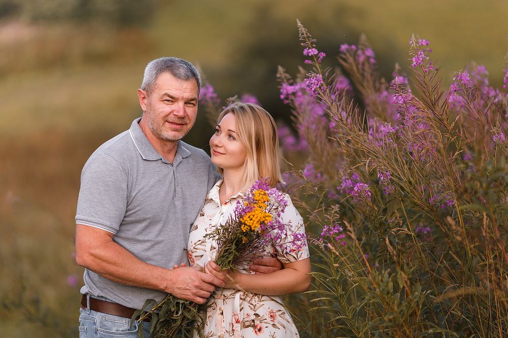 Маленькая луговая мисс и счастливые родители