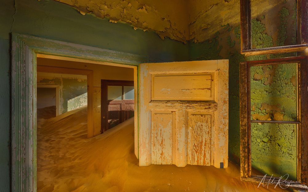Sands and Doors of Time