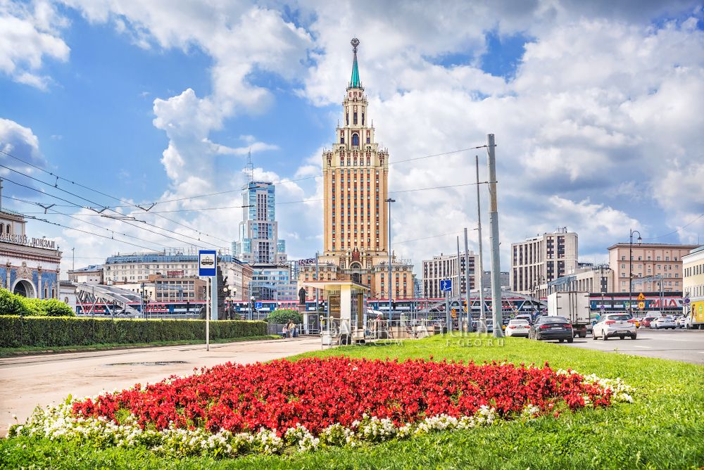 Гостиница Ленинградская