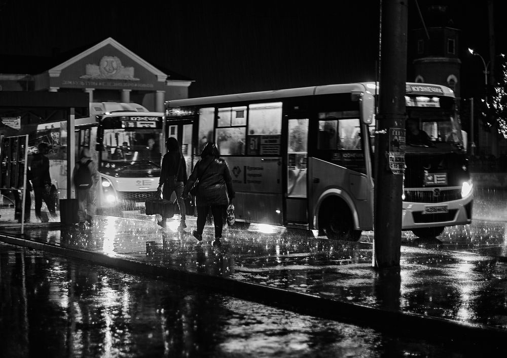 Не надо ничего говорить. Дождь скажет лучше. Источник:
