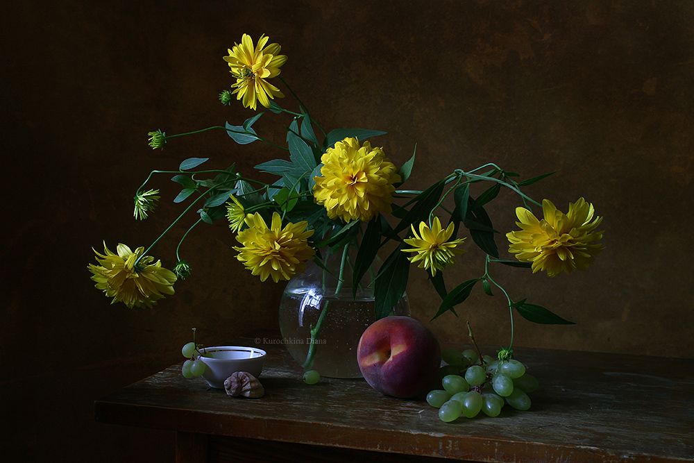 с золотыми шарами