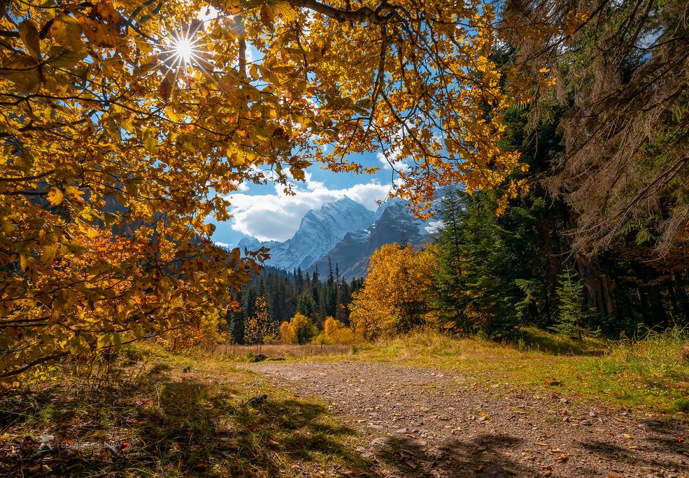 Домбайская осень