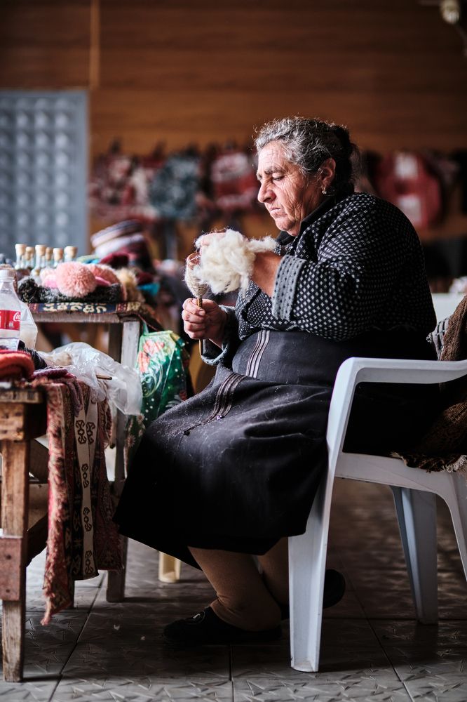[armenian ladies]