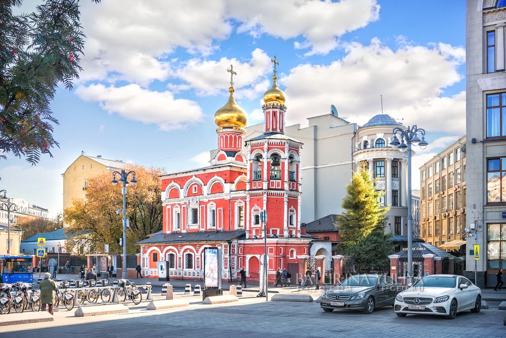 Храм Всех Святых на Кулишках, Китай-город