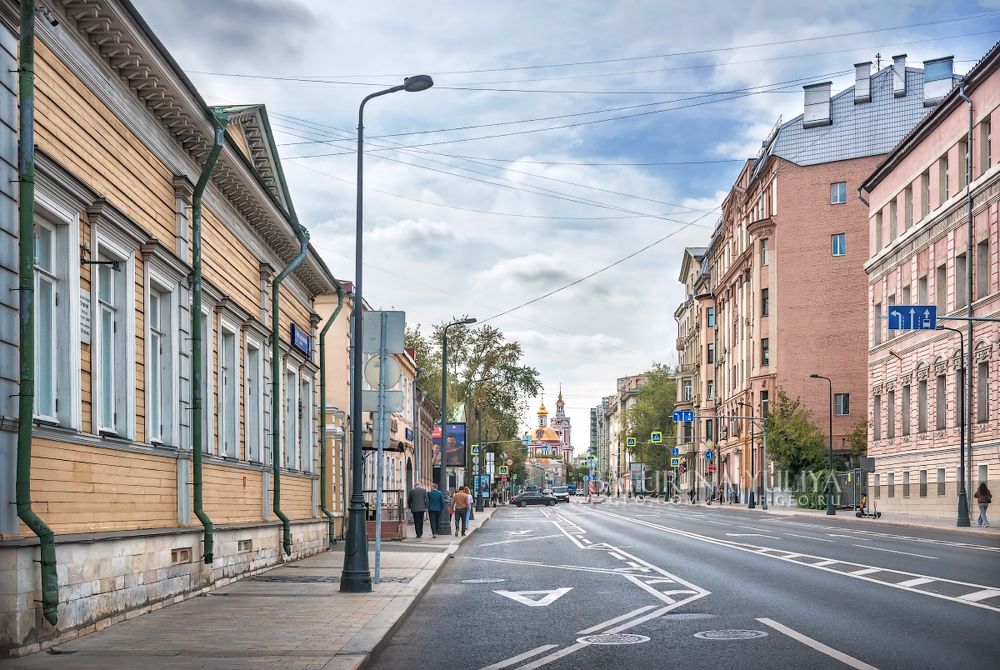 Улица Старая Басманная, Москва
