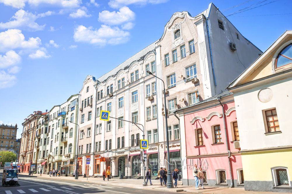 Улица Старая Басманная, Москва