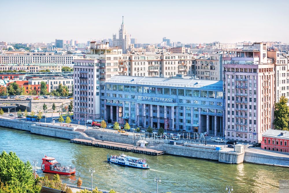 Московский Кремль и Дом на Набережной