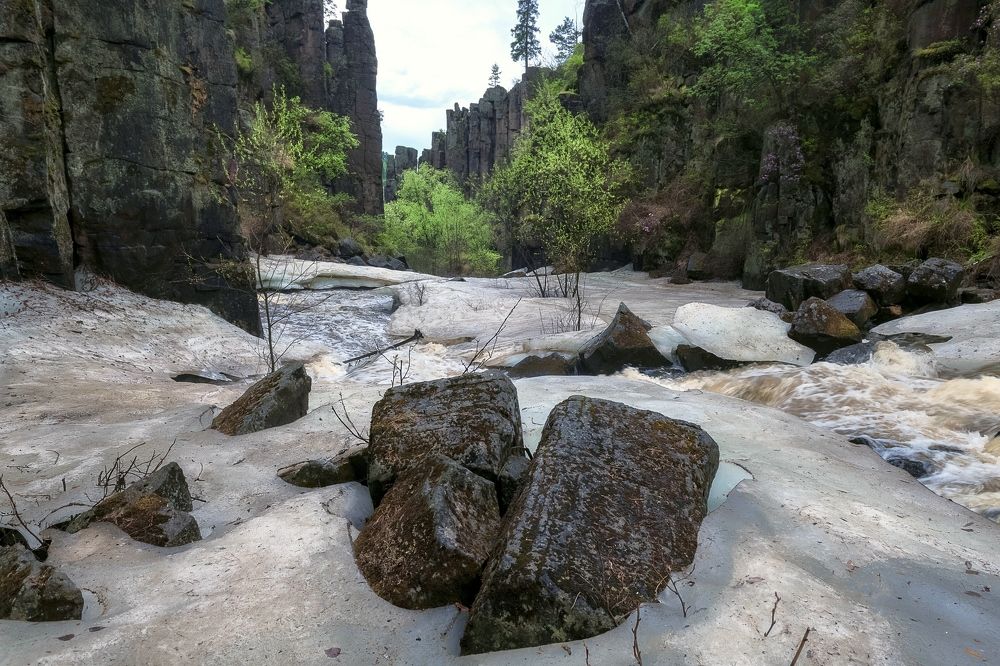 Уковский водопад