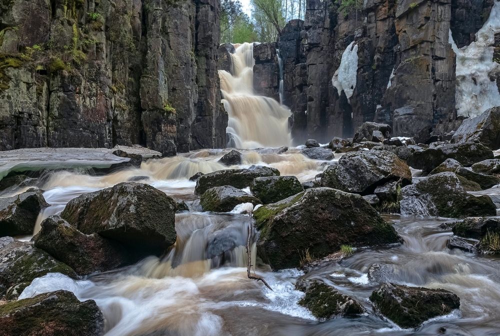 Уковский водопад