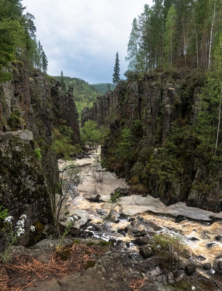 Уковский водопад