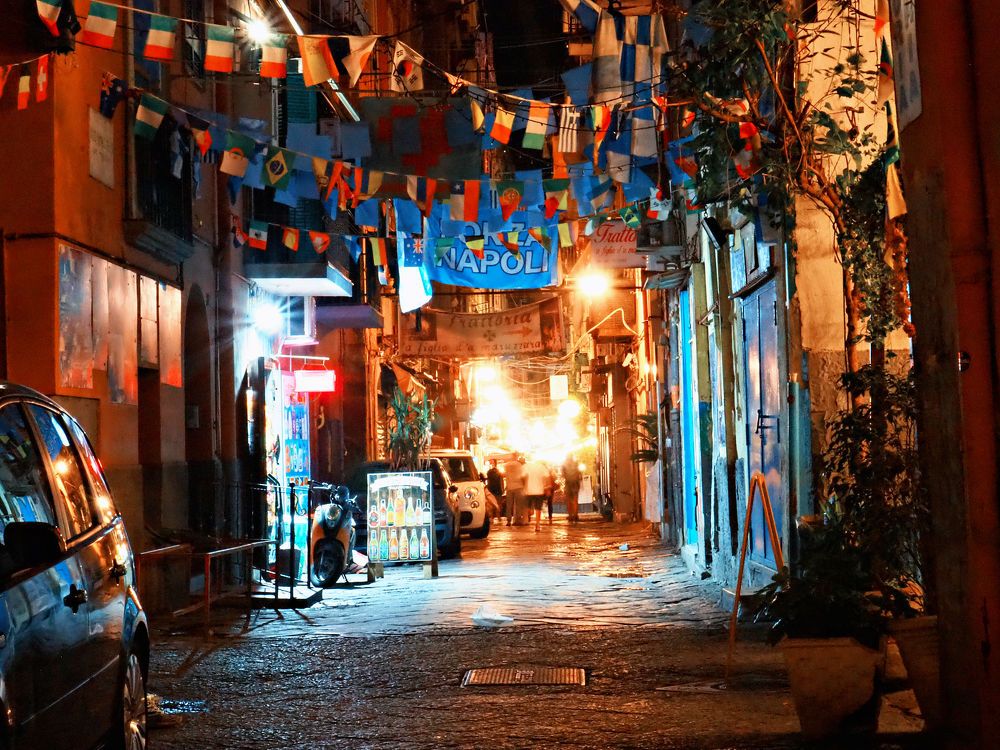 Napoli night streets