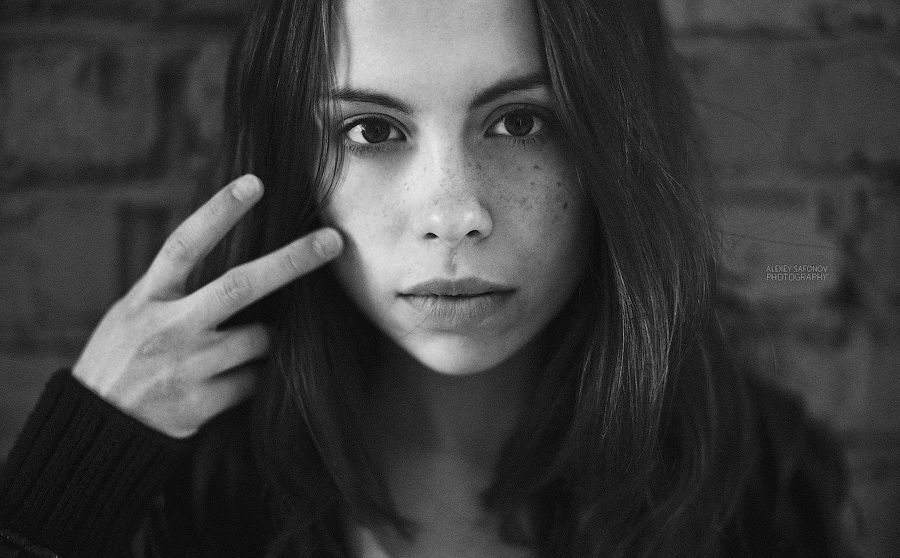 5d mark2 + 50 1.2L
 мой блог: http://alexeysafonov.blogspot.com/