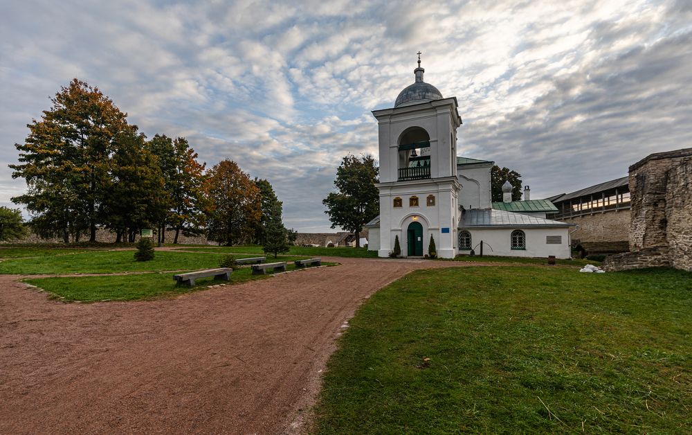 Изборская крепость