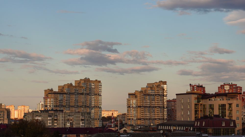 Утро красит нежным светом