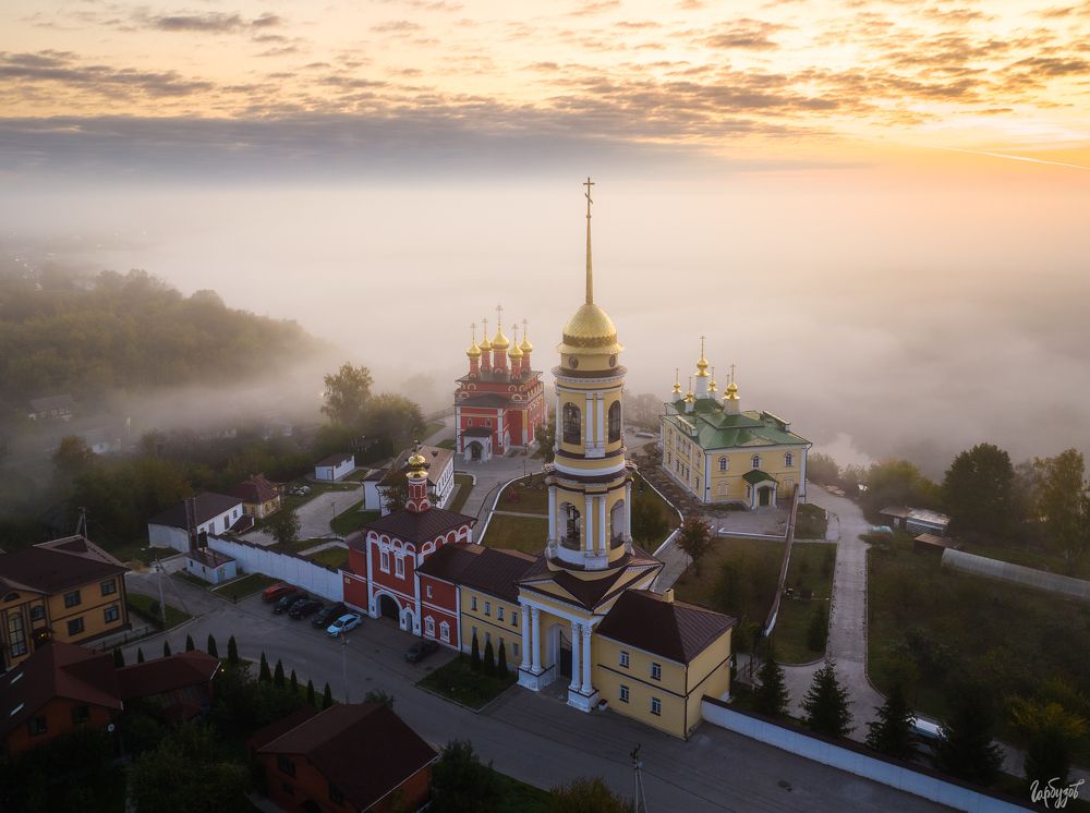 Белёв. Спасо-Преображенский мужской монастырь.