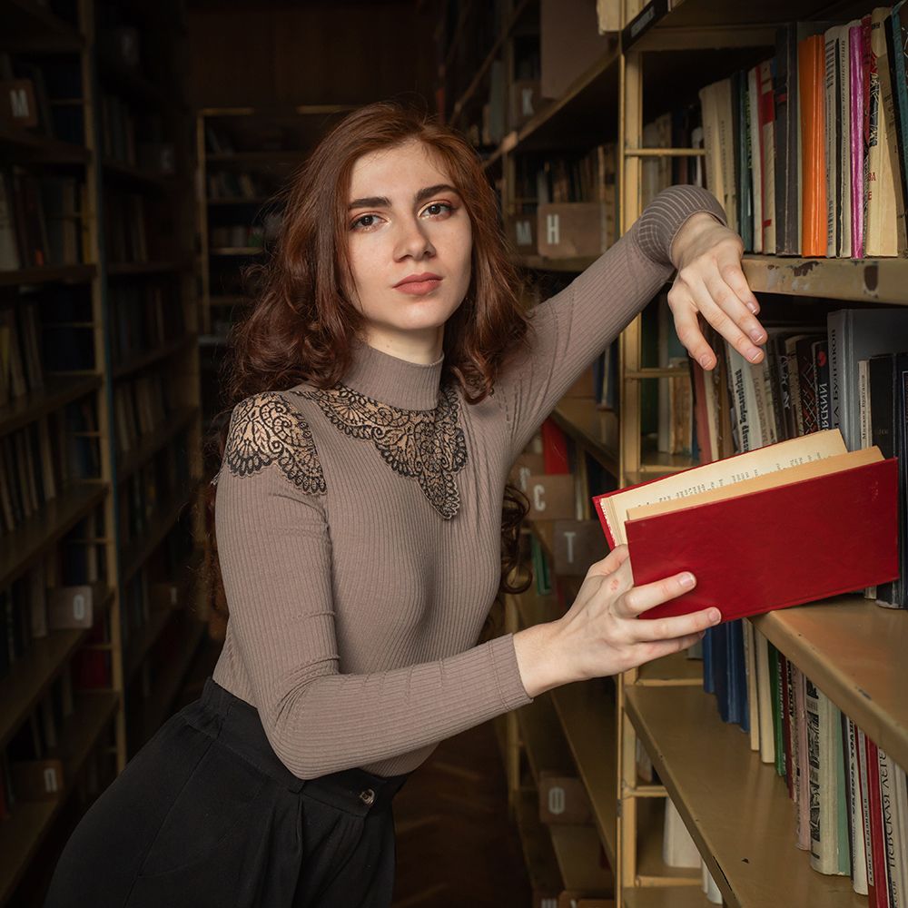 Лена Швецова