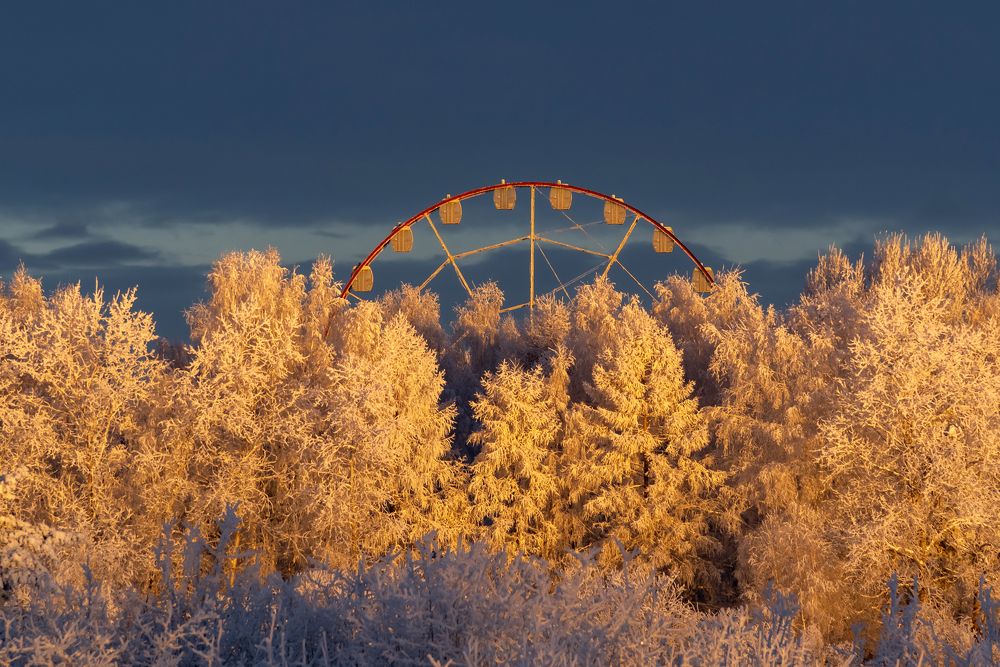 Зимнее утро на берегу Ангары