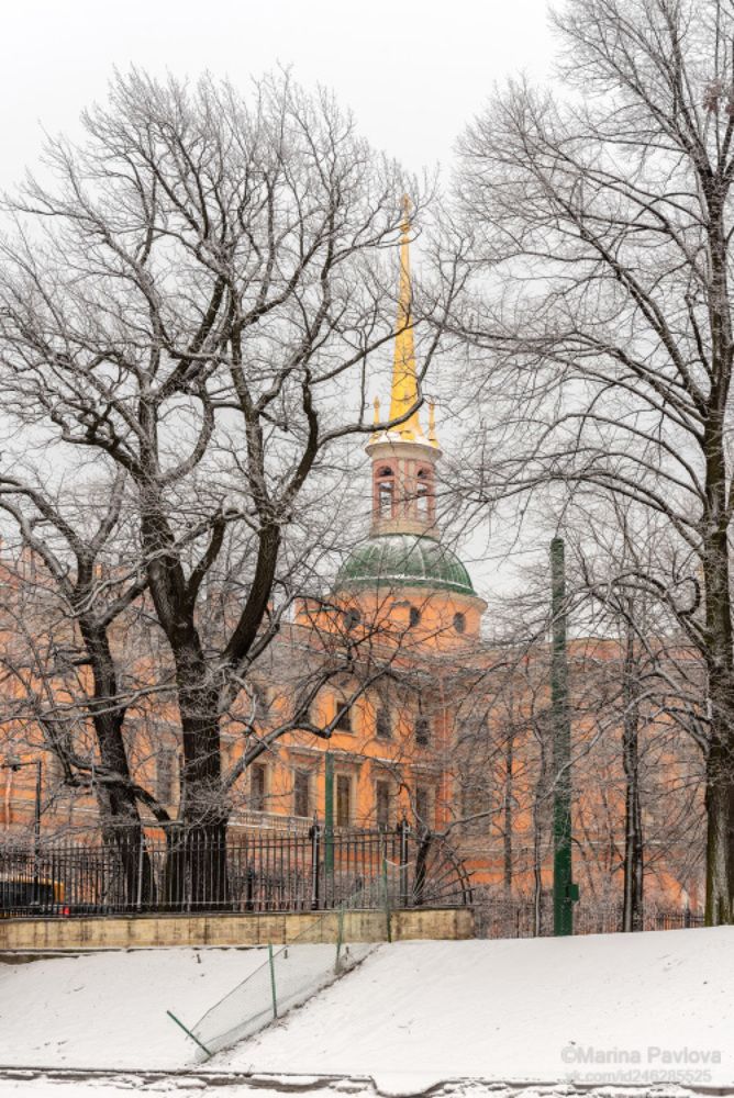 Река Мойка. Михайловский замок.