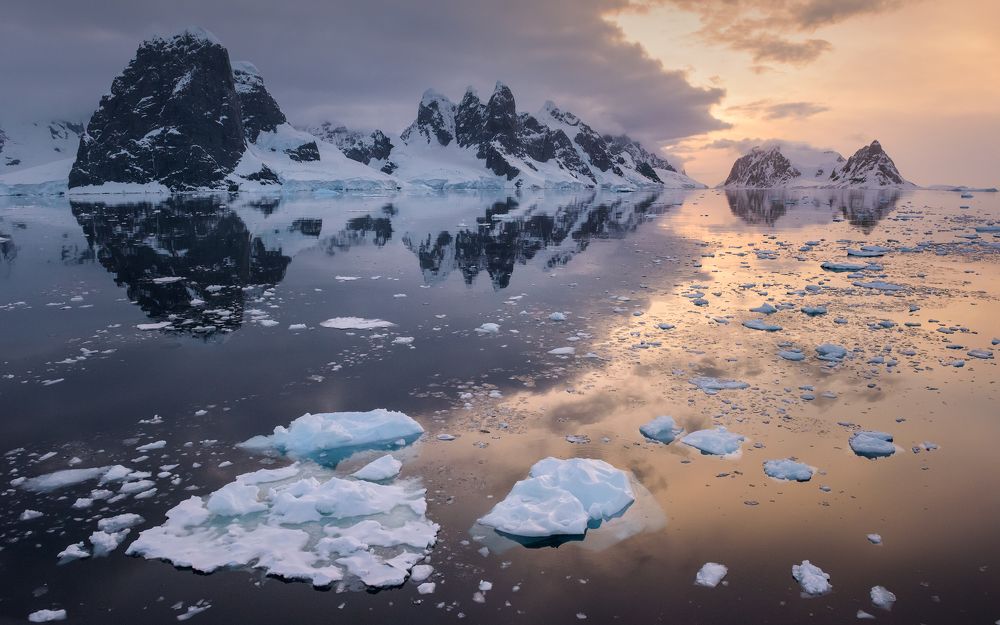 ​Sunset in Lemaire Channel, Antarctica