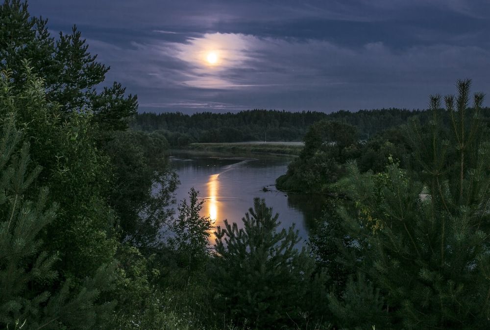 Лунное