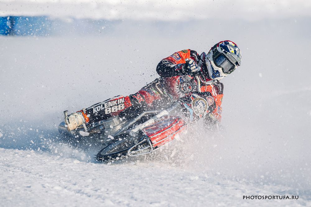 Ice speedway