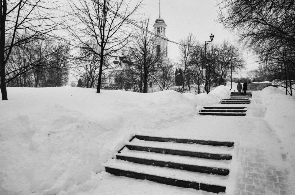 Прогулка в парке Лопасня-Зачатьевское, город Чехов. 