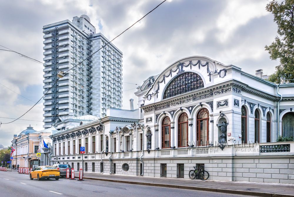 Улица Поварская, Москва