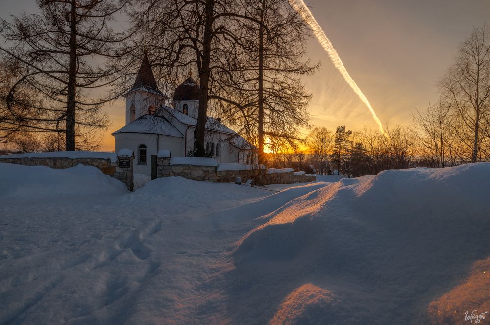 Церковь Троицы Живоначальной. Бёхово.