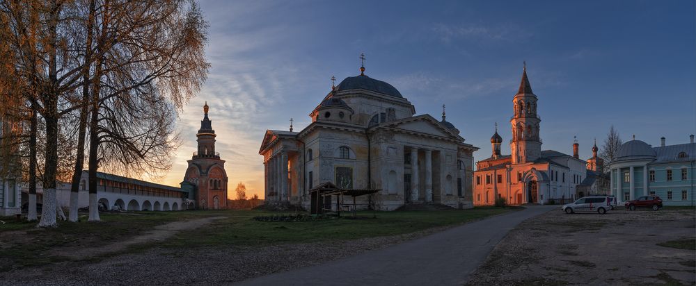 Утро, день, вечер, утро