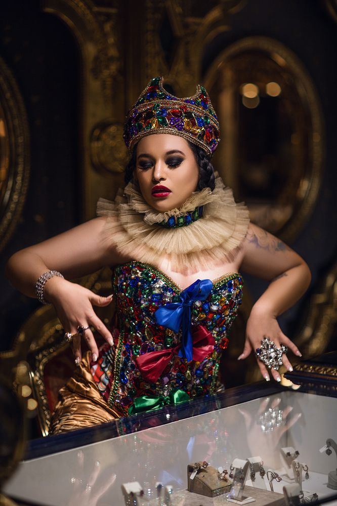 FASHION CROWN