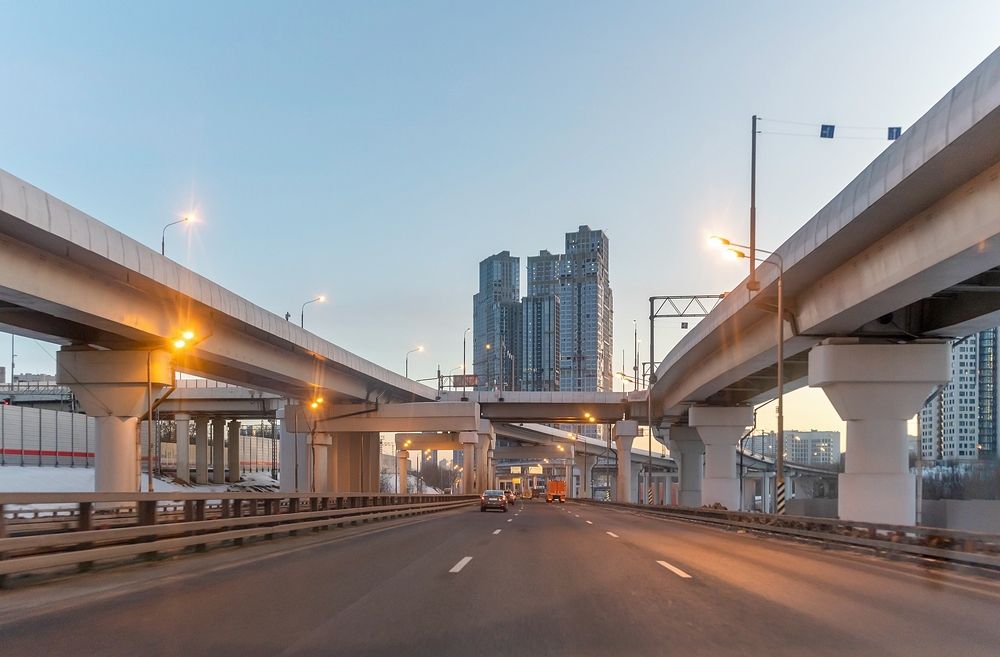 Утром по Москве
