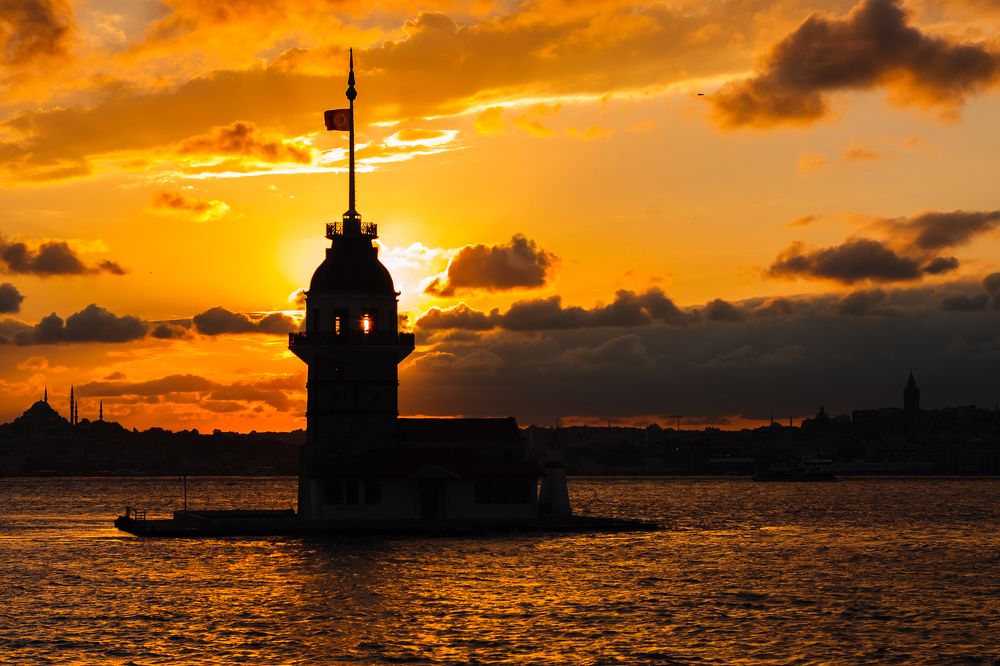 Maiden's Tower (Kiz Kulesi)