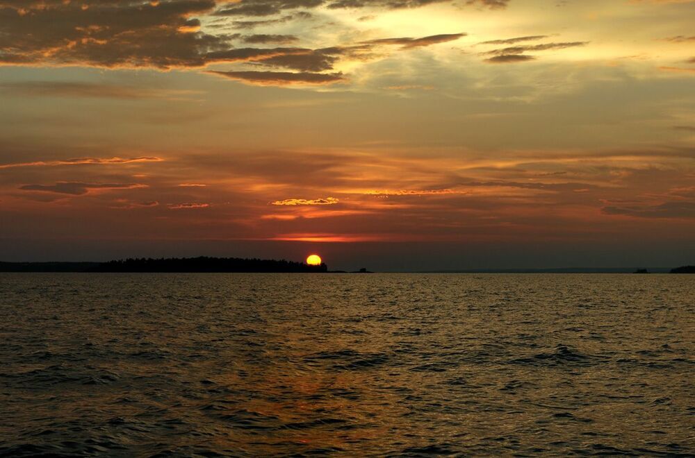 Если солнце село в тучу...