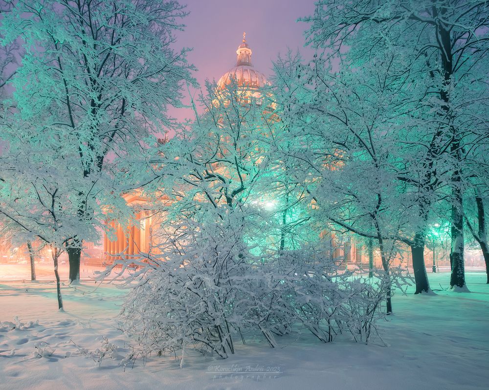 Снежное утро Петербурга...