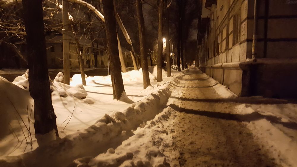 На улицах волжского города