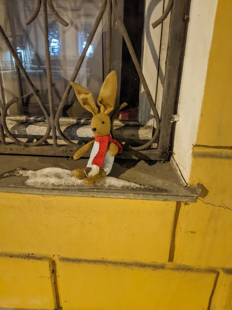 На улицах волжского города