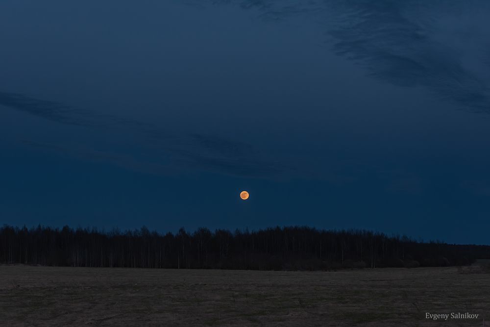 Восход полной Луны