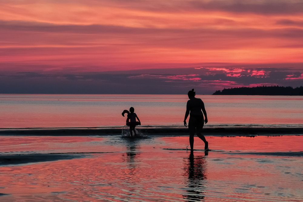 Sunset beach. Прогулка на залив