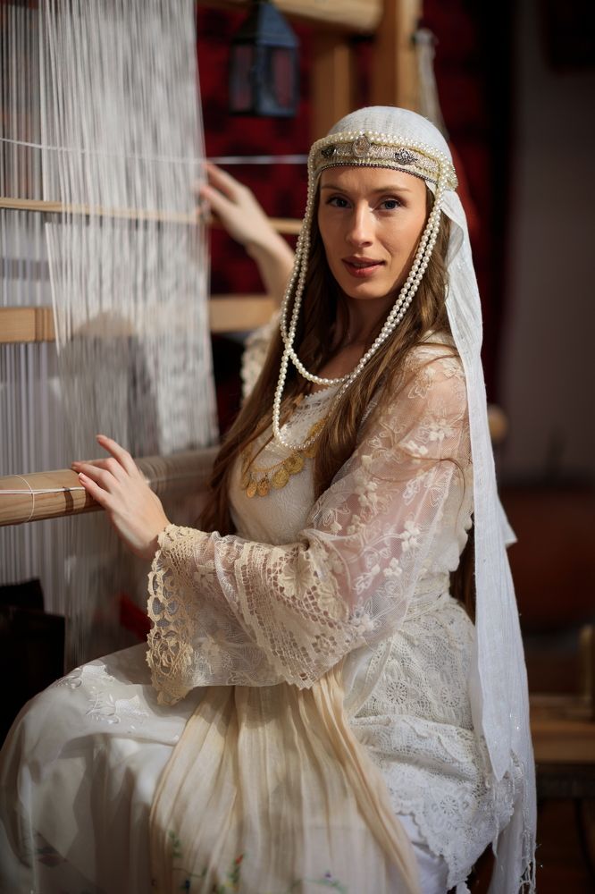 Весна 2024