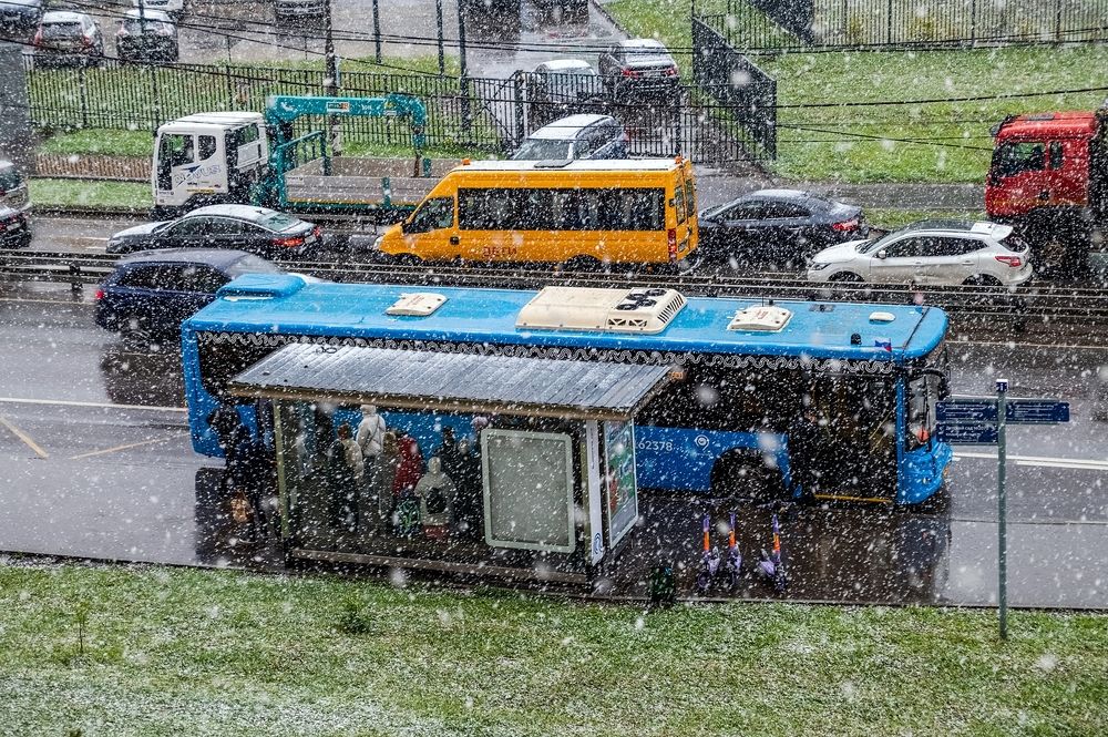 Люблю я снег в начале мая