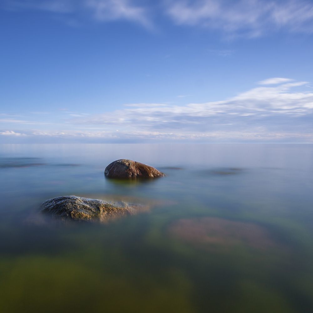 тихий день на море