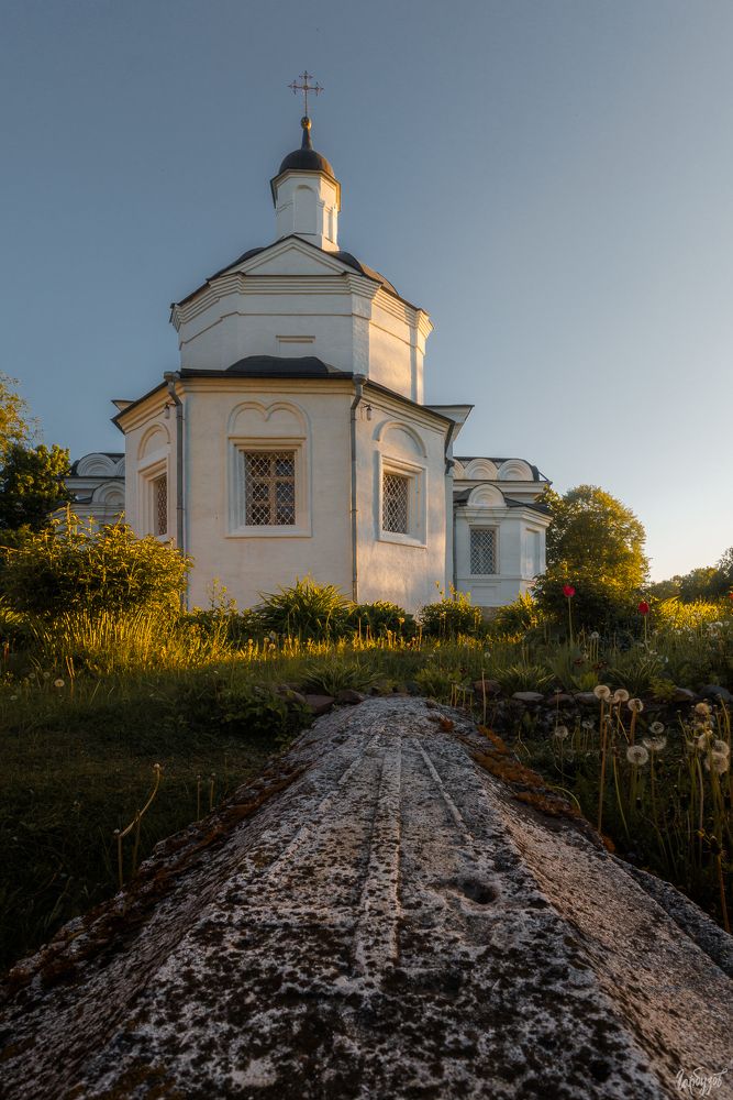 Церковь Воскресения Христова. Таруса