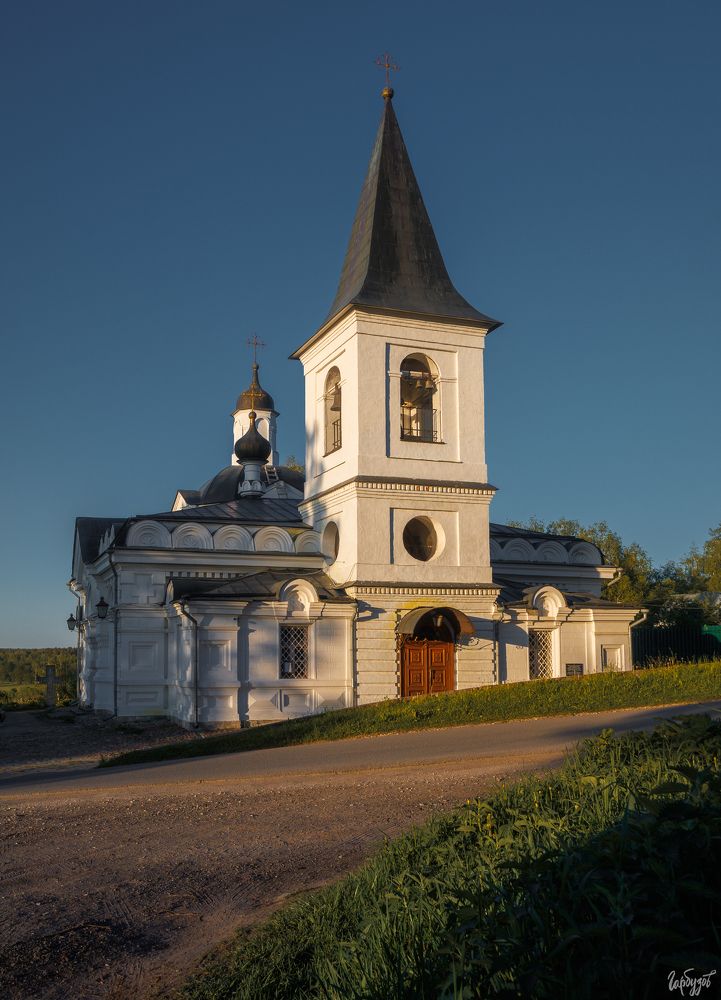 Церковь Воскресения Христова. Таруса