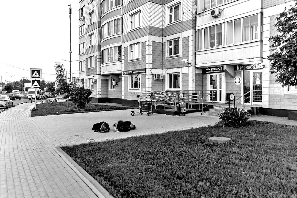 Припарковались