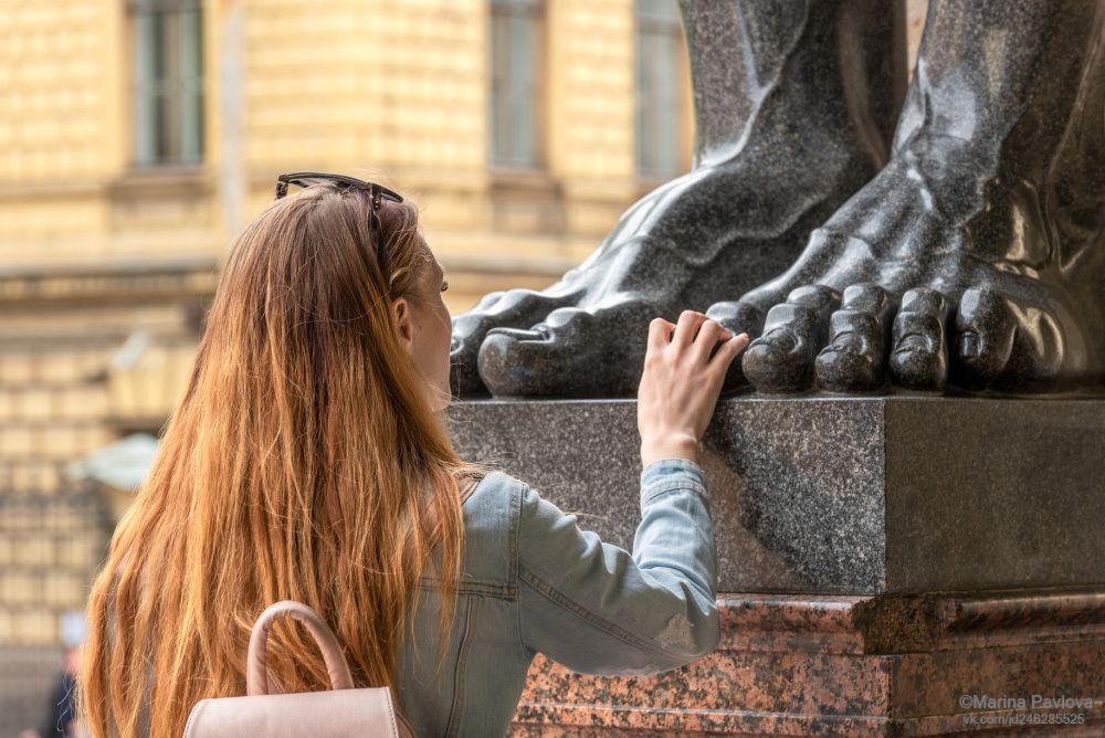 Загадываем желание у Атлантов.Эрмитаж. Миллионная улица
