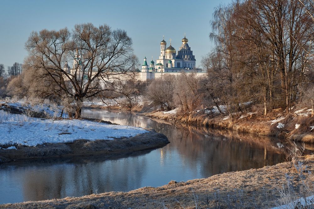 Морозное утро в конце марта