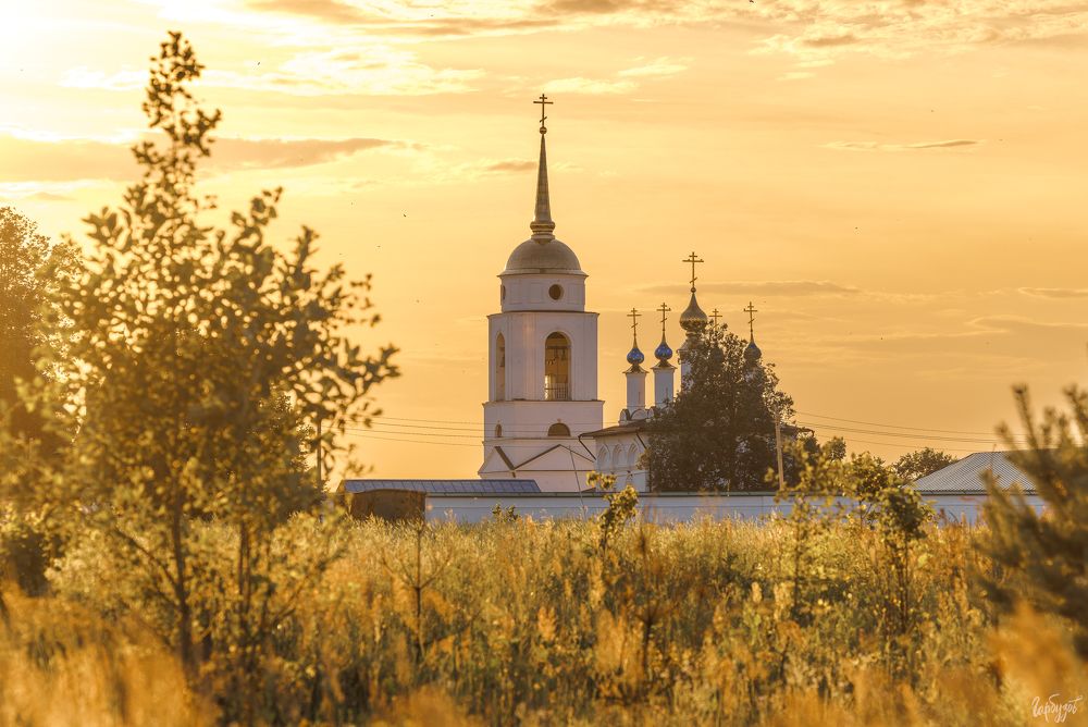 Лихвинский Покровский Добрый мужской монастырь. Тульская область.